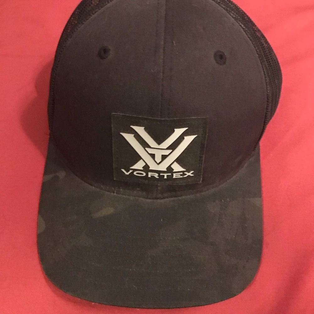 Mens Vortex Camo hat